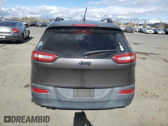 2017 Jeep Cherokee Altitude z VIN 1C4PJLAB1HW667620, wystawiony jako Copart lot #48172765 z przebiegiem 151 970 mil mil oraz Szkoda całkowita • Salvage title. Historia ofert i sprzedaży dostępna na DreamBid. Obrazek 6.