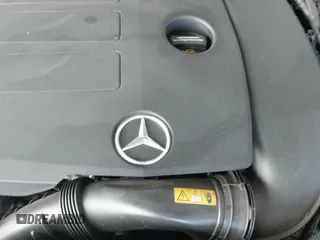 2022 Mercedes-Benz C 300 z VIN W1KWK8EB6NG112674, wystawiony jako IAAI lot #41773696 z przebiegiem 26 242 mil mil oraz . Historia ofert i sprzedaży dostępna na DreamBid. Obrazek 20.