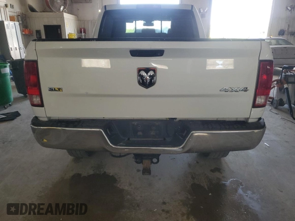 2015 Ram 2500 SLT with VIN 3C6UR5DL1FG573719, listed as a Copart auction lot 56187795 with 200,534 mi miles and Salvage title. Bid and sale history available at DreamBid. Image 6.
