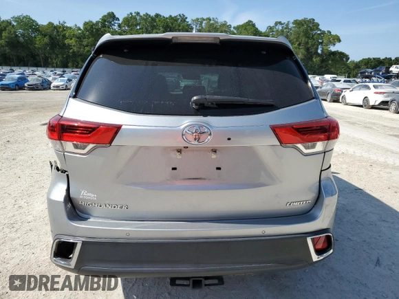 2017 Toyota Highlander Limited with VIN 5TDYZRFH6HS197887, listed as a Copart auction lot 57961905 with 114,535 mi miles and Salvage title. Bid and sale history available at DreamBid. Image 6.