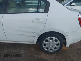 2007 Nissan Sentra S с VIN 3N1AB61E77L664341, выставлен на аукционе IAAI как лот 42551924 с пробегом 136 361 миль миль и . История ставок и продаж доступна на DreamBid. Изображение 6.