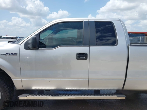 2010 Ford F-150 XL z VIN 1FTFX1CV2AFA15133, wystawiony jako IAAI lot #42555374 z przebiegiem 217 748 mil mil oraz . Historia ofert i sprzedaży dostępna na DreamBid. Obrazek 14.