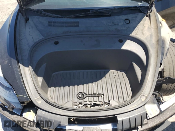 2023 Tesla Model 3 с VIN 5YJ3E1EA9PF676724, выставлен на аукционе Copart как лот 64097355 с пробегом 32 411 миль миль и Списание • Salvage title. История ставок и продаж доступна на DreamBid. Изображение 11.