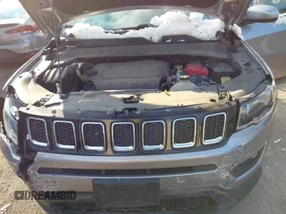 2019 Jeep Compass Latitude with VIN 3C4NJDBB4KT850342, listed as a IAAI auction lot 41398167 with 33,771 mi miles and . Bid and sale history available at DreamBid. Image 10.