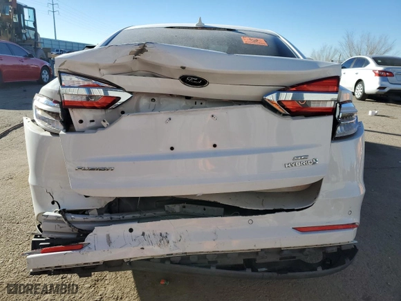 2019 Ford Fusion Hybrid SE with VIN 3FA6P0LU9KR235106, listed as a Copart auction lot 42620695 with 117,280 mi miles and Salvage Title. Bid and sale history available at carsss.com. Image 6.