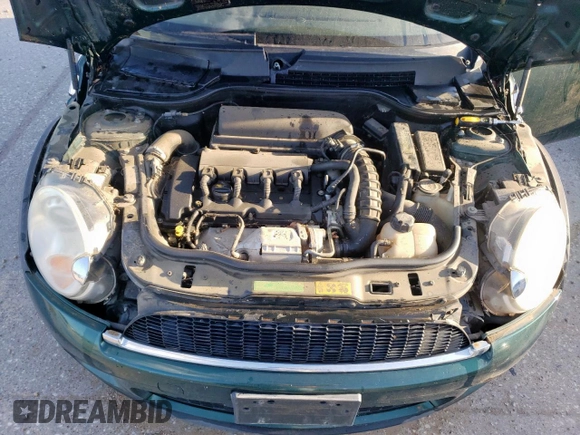 2007 MINI Hardtop S with VIN WMWMF73507TT86117, listed as a Copart auction lot 54372025 with 101,871 mi miles and Clean Title. Bid and sale history available at DreamBid. Image 11.