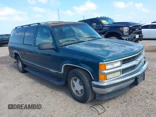 1999 Chevrolet Suburban with VIN 1GNEC16R6XJ340452, listed as a IAAI auction lot 42510523 with 178,961 mi miles and . Bid and sale history available at DreamBid. Image 1.