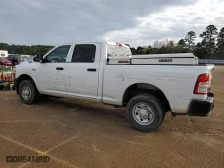 2020 Ram 2500 Tradesman with VIN 3C6UR4CJ5LG162474, listed as a Copart auction lot 41391445 with 174,557 mi miles and Clean Title. Bid and sale history available at carsss.com. Image 2.