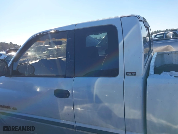 1999 Dodge Ram 1500 with VIN 1B7HC13Z3XJ580696, listed as a IAAI auction lot 41311605 with 244,120 mi miles. Bid and sale history available at carsss.com. Image 14.