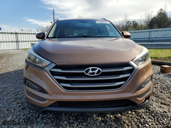 2016 Hyundai Tucson SE with VIN KM8J3CA42GU023745, listed as a Copart auction lot 48791925 with 142,047 mi miles and Clean Title. Bid and sale history available at carsss.com. Image 5.