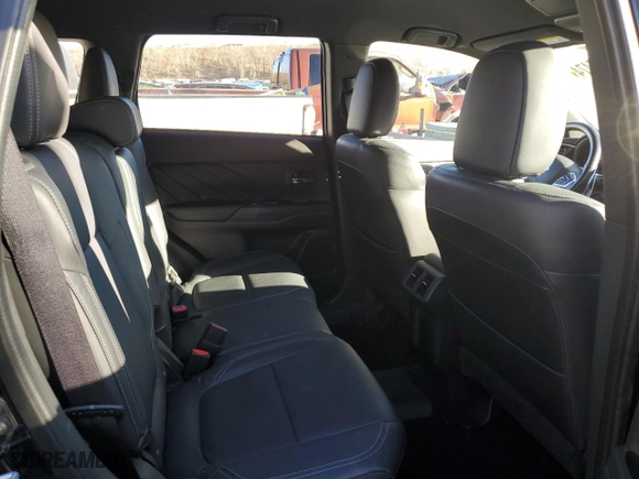 2020 Mitsubishi Outlander PHEV SEL with VIN JA4J24A54LZ009469, listed as a Copart auction lot 45365474 with 24,938 mi miles. Bid and sale history available at carsss.com. Image 11.
