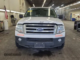 2014 Ford Expedition XL with VIN 1FMJU1G50EEF24187, listed as a IAAI auction lot 42616117 with 235,361 mi miles and . Bid and sale history available at DreamBid. Image 15.