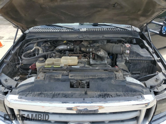 2001 Ford F-350 XL with VIN 1FTWW32F01EA68170, listed as a Copart auction lot 53516435 with 302,516 mi miles and Salvage title. Bid and sale history available at DreamBid. Image 11.