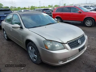 2006 Nissan Altima S z VIN 1N4AL11D66N328009, wystawiony jako IAAI lot #42368693 z przebiegiem 202 565 mil mil oraz . Historia ofert i sprzedaży dostępna na DreamBid. Obrazek 1.