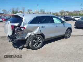2019 Kia Sorento EX V6 with VIN 5XYPHDA52KG564867, listed as a IAAI auction lot 41991146 with 70,458 mi miles. Bid and sale history available at carsss.com. Image 4.