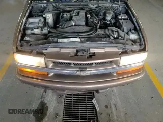 2002 Chevrolet S-10 with VIN 1GCCS145X28236145, listed as a Copart auction lot 83739454 with 152,078 mi miles and Salvage title. Bid and sale history available at DreamBid. Image 15.