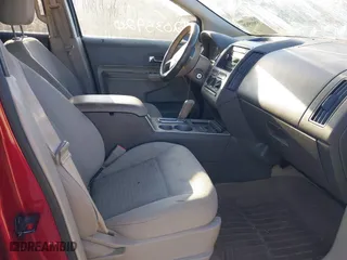 2009 Ford Edge SE with VIN 2FMDK36C09BA76811, listed as a IAAI auction lot 42035920 with 199,700 mi miles. Bid and sale history available at carsss.com. Image 5.