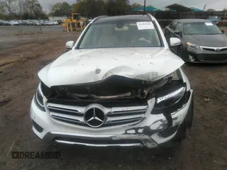 2018 Mercedes-Benz GLC 300 with VIN WDC0G4JB7JV021512, listed as a IAAI auction lot 41905040 with 120,430 mi miles and . Bid and sale history available at DreamBid. Image 12.