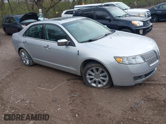 2011 Lincoln MKZ Hybrid with VIN 3LNDL2L32BR772184, listed as a IAAI auction lot 41925013 with 242,713 mi miles. Bid and sale history available at carsss.com. Image 1.