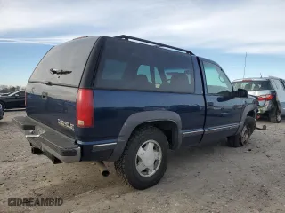 1999 Chevrolet Tahoe with VIN 3GNEK18R4XG124715, listed as a Copart auction lot 84744304 with 276,891 mi miles and Clean Title. Bid and sale history available at carsss.com. Image 3.