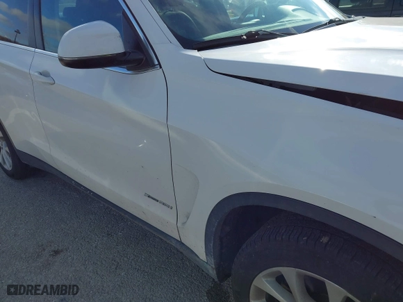 2016 BMW X5 xDrive35i with VIN 5UXKR0C52G0P29633, listed as a IAAI auction lot 41057391 with 176,697 mi miles. Bid and sale history available at carsss.com. Image 17.