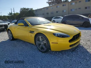 2009 Aston Martin Vantage z VIN SCFBF04C79GD12188, wystawiony jako Copart lot #45348405 z przebiegiem 29 580 mil mil oraz Szkoda całkowita • Salvage title. Historia ofert i sprzedaży dostępna na DreamBid. Obrazek 4.