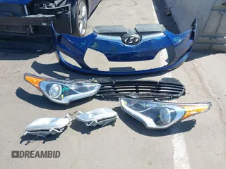 2017 Hyundai Veloster with VIN KMHTC6AD2HU316217, listed as a IAAI auction lot 42055616 with 93,531 mi miles. Bid and sale history available at carsss.com. Image 12.