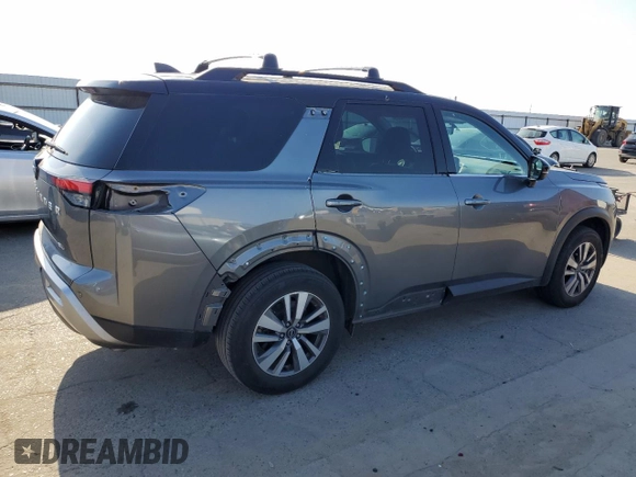 2023 Nissan Pathfinder SL with VIN 5N1DR3CAXPC223180, listed as a Copart auction lot 54917625 with 23,421 mi miles and Salvage title. Bid and sale history available at DreamBid. Image 3.