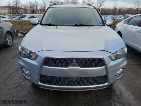 2013 Mitsubishi Outlander SE with VIN JA4JT3AW8DU014284, listed as a Copart auction lot 85062254 with 167,630 mi miles and Clean Title. Bid and sale history available at carsss.com. Image 5.
