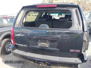 2013 GMC Yukon XL SLT with VIN 1GKS1KE02DR176998, listed as a IAAI auction lot 41839522 with 175,923 mi miles. Bid and sale history available at carsss.com. Image 16.