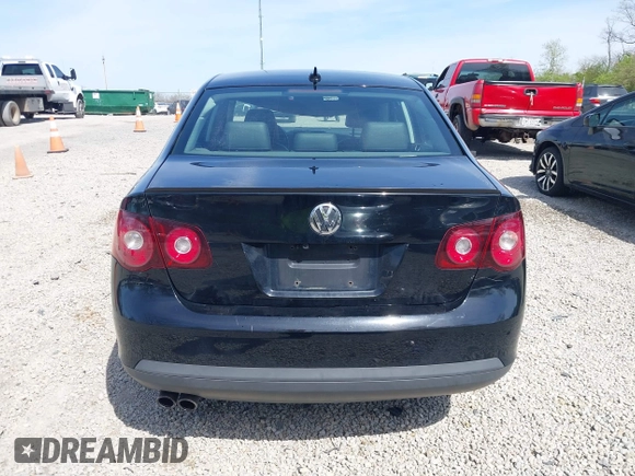 2009 Volkswagen Jetta Sedan SE with VIN 3VWRM71K79M131020, listed as a IAAI auction lot 42096465 with 316,631 mi miles. Bid and sale history available at carsss.com. Image 16.