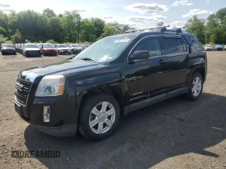 2015 GMC Terrain SLE z VIN 2GKFLVEK1F6436126, wystawiony jako Copart lot #59527115 z przebiegiem 128 923 mil mil oraz Czysty tytuł • Clean title. Historia ofert i sprzedaży dostępna na DreamBid. Obrazek 1.
