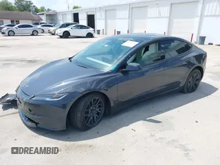 2024 Tesla Model 3 z VIN 5YJ3E1EAXRF864719, wystawiony jako IAAI lot #42129944 z przebiegiem 3 776 mil mil oraz . Historia ofert i sprzedaży dostępna na DreamBid. Obrazek 23.