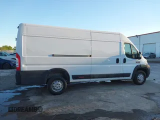 2018 Ram ProMaster Cargo with VIN 3C6URVJG6JE139744, listed as a IAAI auction lot 41852377 with 184,975 mi miles. Bid and sale history available at carsss.com. Image 13.