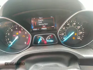 2019 Ford Escape S с VIN 1FMCU0F74KUB00583, выставлен на аукционе IAAI как лот 41341599 с пробегом 105 561 миль миль и . История ставок и продаж доступна на DreamBid. Изображение 7.