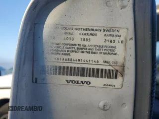 1991 Volvo 240 z VIN YV1AA8844M1441146, wystawiony jako Copart lot #75018744 z przebiegiem 159 330 mil mil oraz Nie do naprawy. Historia ofert i sprzedaży dostępna na DreamBid. Obrazek 13.