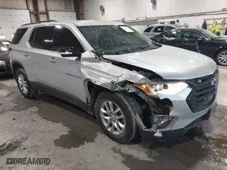 2019 Chevrolet Traverse LT Leather with VIN 1GNEVHKW9KJ174998, listed as a IAAI auction lot 41601291 with 209,488 mi miles. Bid and sale history available at carsss.com. Image 1.