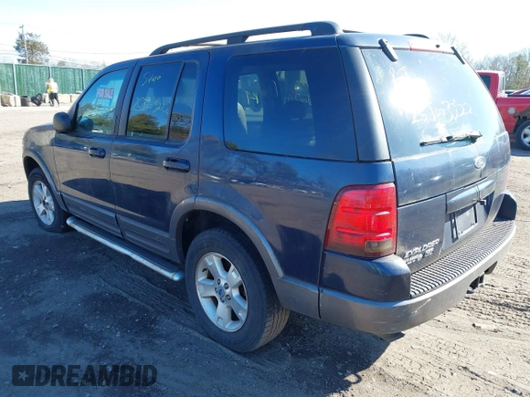 2003 Ford Explorer XLT with VIN 1FMZU73K03UB51320, listed as a IAAI auction lot 41906977 with Not Provided miles. Bid and sale history available at carsss.com. Image 3.