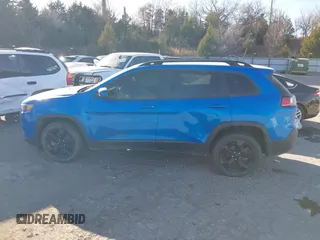 2020 Jeep Cherokee Latitude Plus with VIN 1C4PJLLB8LD560954, listed as a IAAI auction lot 41100001 with 139,542 mi miles. Bid and sale history available at carsss.com. Image 14.