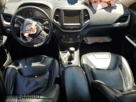 2016 Jeep Cherokee Limited z VIN 1C4PJLDB9GW221757, wystawiony jako Copart lot #60102155 z przebiegiem 114 663 mil mil oraz Szkoda całkowita • Salvage title. Historia ofert i sprzedaży dostępna na DreamBid. Obrazek 8.
