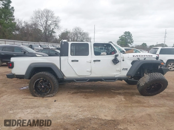 2020 Jeep Gladiator Sport S с VIN 1C6JJTAG1LL204637, выставлен на аукционе IAAI как лот 41743343 с пробегом 94 305 миль миль и . История ставок и продаж доступна на DreamBid. Изображение 14.