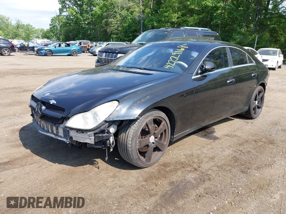 2007 Mercedes-Benz CLS 550 with VIN WDDDJ72X17A100720, listed as a IAAI auction lot 42229168 with 174,806 mi miles and . Bid and sale history available at DreamBid. Image 2.