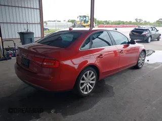 2013 Audi A4 Premium Plus z VIN WAUFFAFL1DA096394, wystawiony jako IAAI lot #42235725 z przebiegiem 87 369 mil mil oraz . Historia ofert i sprzedaży dostępna na DreamBid. Obrazek 4.