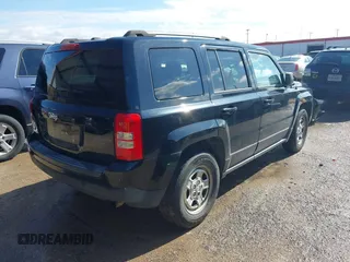2017 Jeep Patriot Sport with VIN 1C4NJPBA7HD149107, listed as a IAAI auction lot 41465385 with 106,402 mi miles. Bid and sale history available at carsss.com. Image 4.