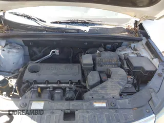 2011 Kia Sorento LX with VIN 5XYKT3A16BG022655, listed as a IAAI auction lot 42053276 with 140,270 mi miles and . Bid and sale history available at DreamBid. Image 10.