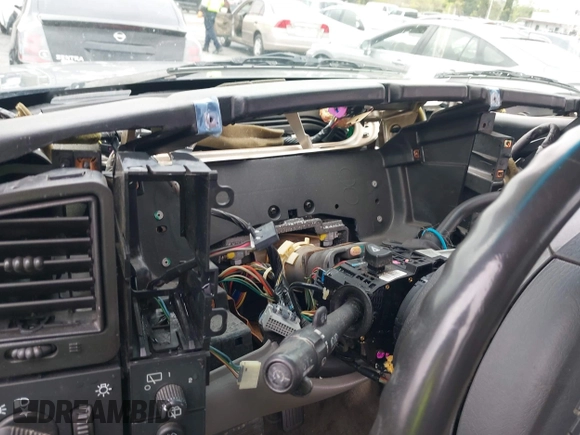 2005 Chevrolet Suburban Z71 with VIN 3GNFK16Z75G270885, listed as a IAAI auction lot 41916525 with Not Provided miles and . Bid and sale history available at DreamBid. Image 7.