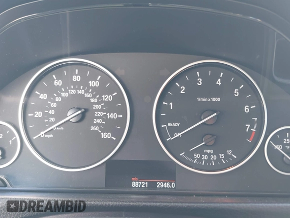 2013 BMW 3 Series 328i with VIN WBA3C1C59DF443846, listed as a IAAI auction lot 41932475 with 88,721 mi miles. Bid and sale history available at carsss.com. Image 7.