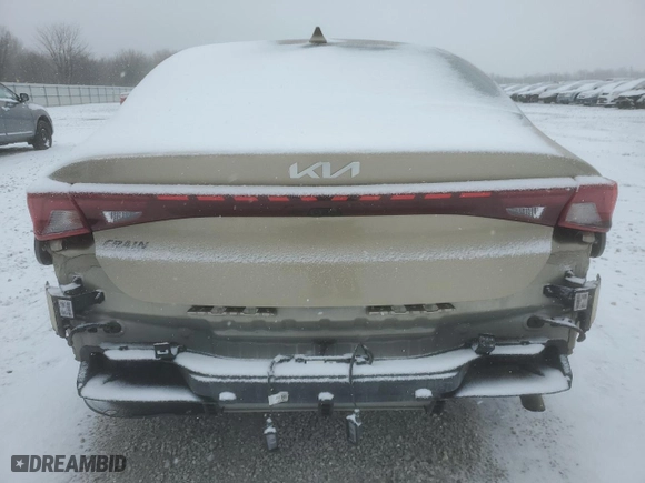 2022 Kia K5 LXS with VIN 5XXG14J25NG086527, listed as a Copart auction lot 45688895 with 70,782 mi miles and Salvage Title. Bid and sale history available at carsss.com. Image 6.