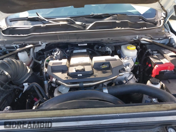 2024 Ram 2500 Big Horn with VIN 3C6UR5DL6RG285652, listed as a IAAI auction lot 42511830 with 36,041 mi miles and . Bid and sale history available at DreamBid. Image 10.