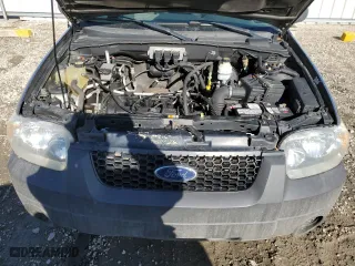 2006 Ford Escape XLS with VIN 1FMYU92Z86KA56686, listed as a Copart auction lot 47642045 with 196,804 mi miles and Clean Title. Bid and sale history available at carsss.com. Image 12.